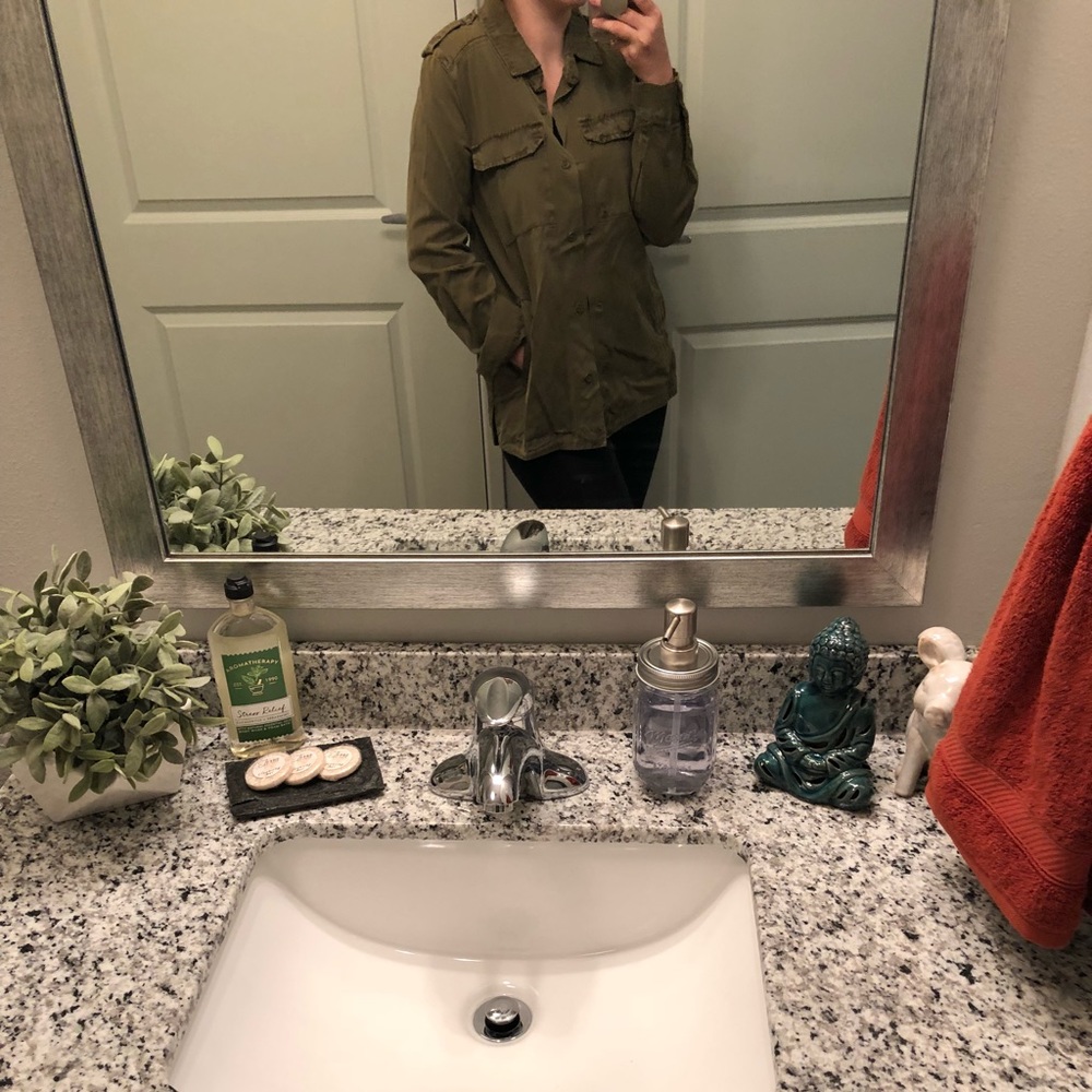 Forever 21 Olive Green Utility Jacket with White Graphic Text - Picture 7 of 8